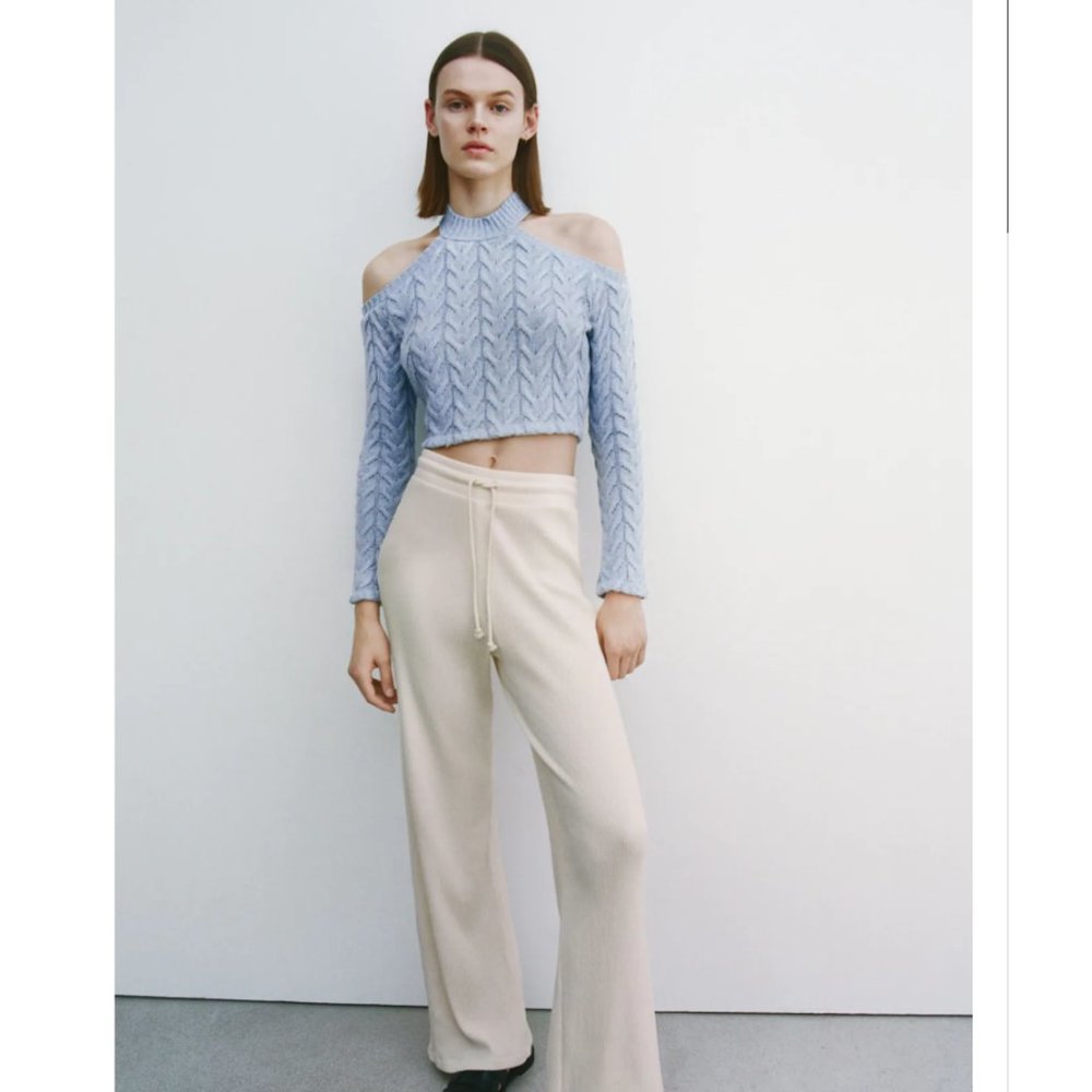 ZARA BLUE CUT OUT CABLE-KNIT TOP SWEATER SMALL